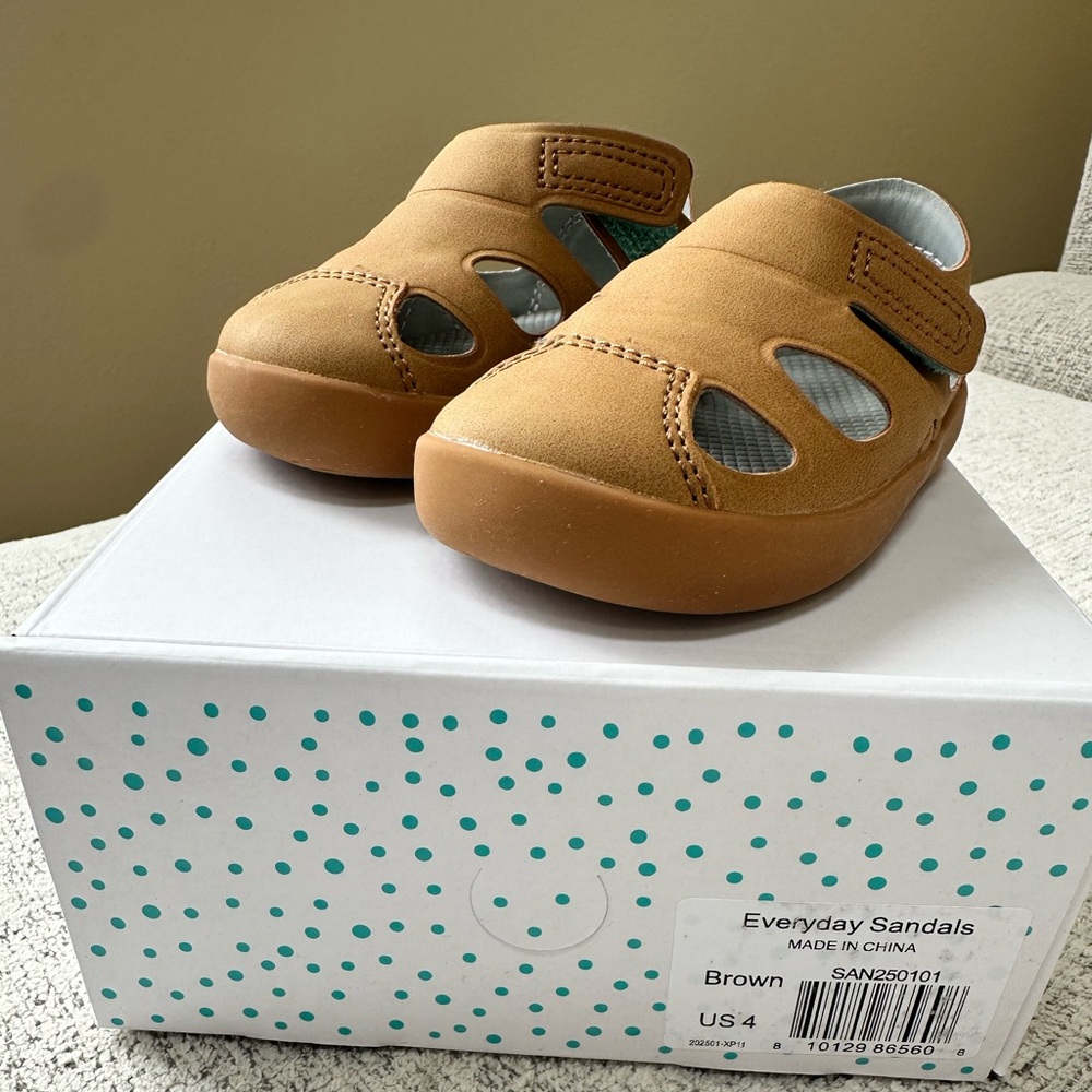 Everyday Kids Brown Hook-and-Loop Sandals